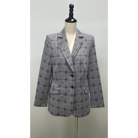 Chaqueta blazer cuandros de Estefania Rodriguez